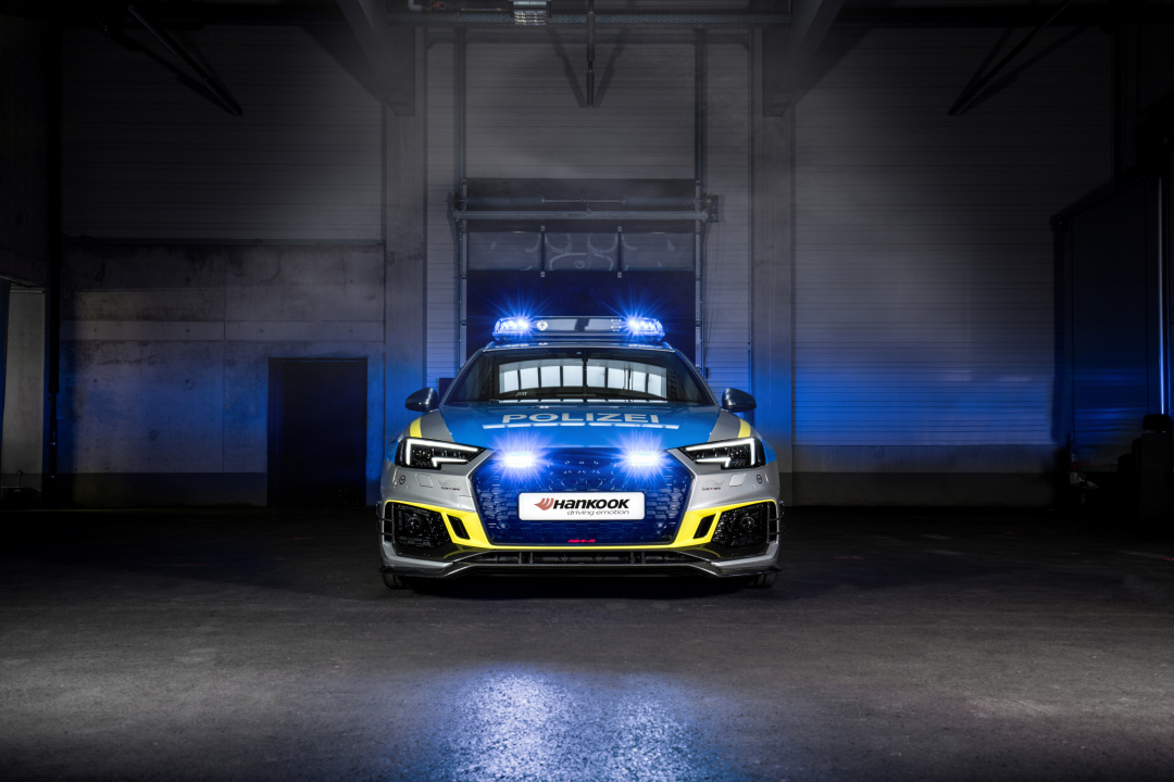 SMALL_ABT_RS4-R_police_Tune_it_Safe_6